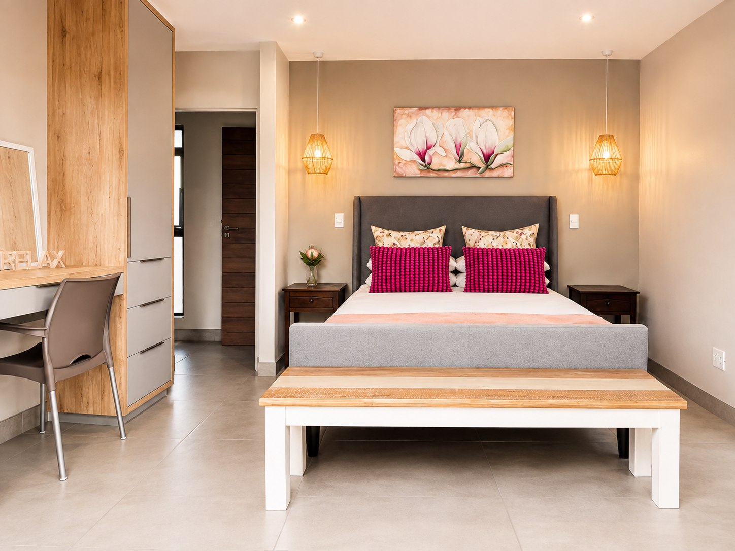 Blush Courtyard Suite in George