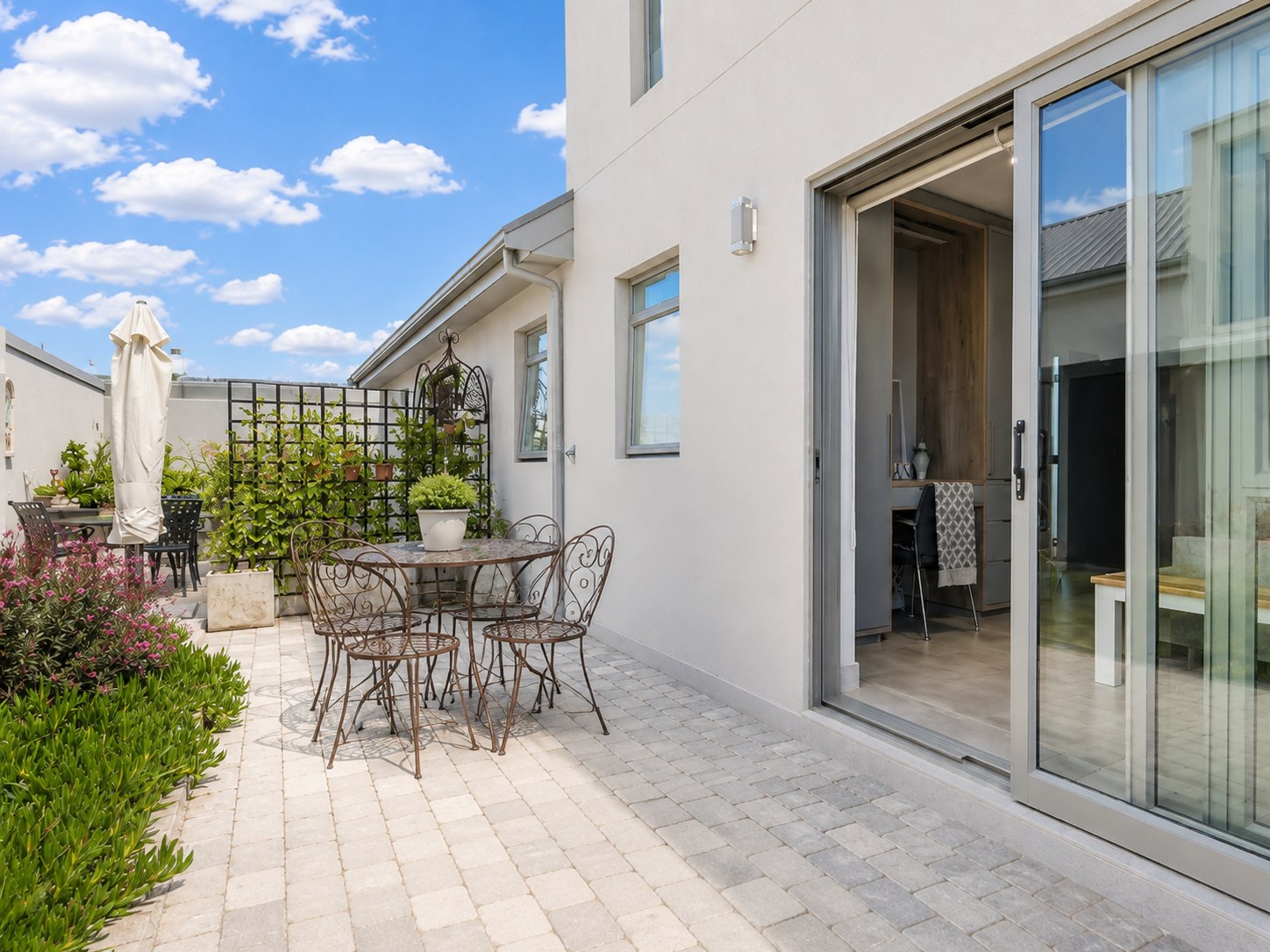 Blush Courtyard Suite photograph 2