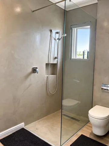 Moxie House — Bathroom with glass shower