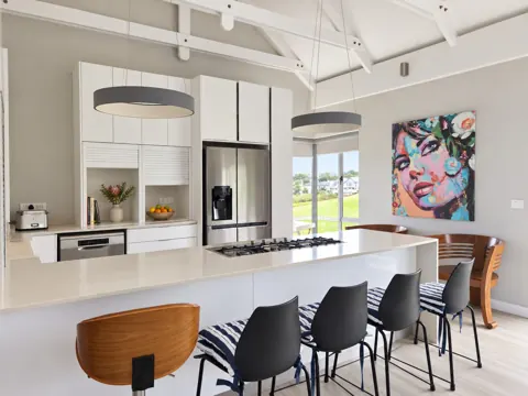Moxie House — Artful interiors and relaxed summer living